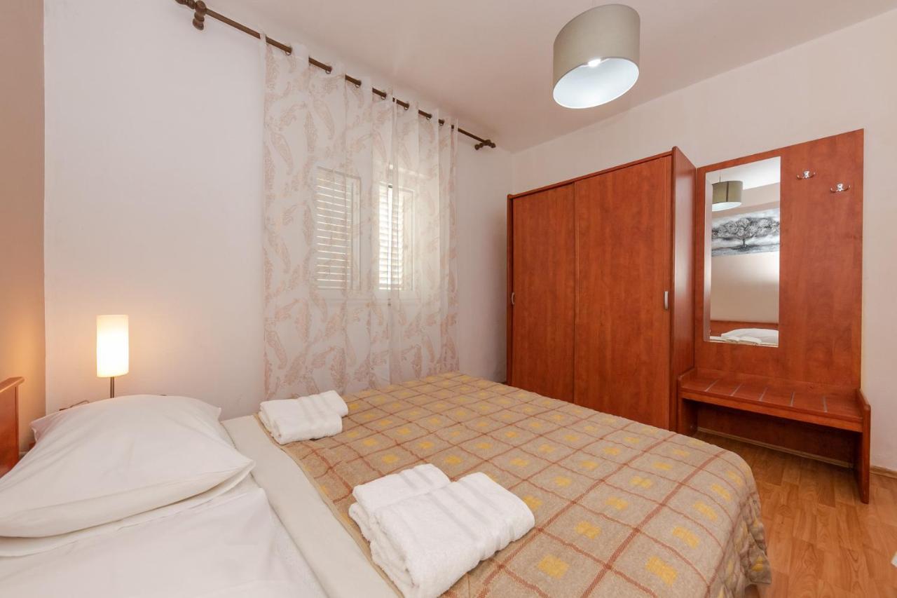 Apartments Mate Vinišće المظهر الخارجي الصورة