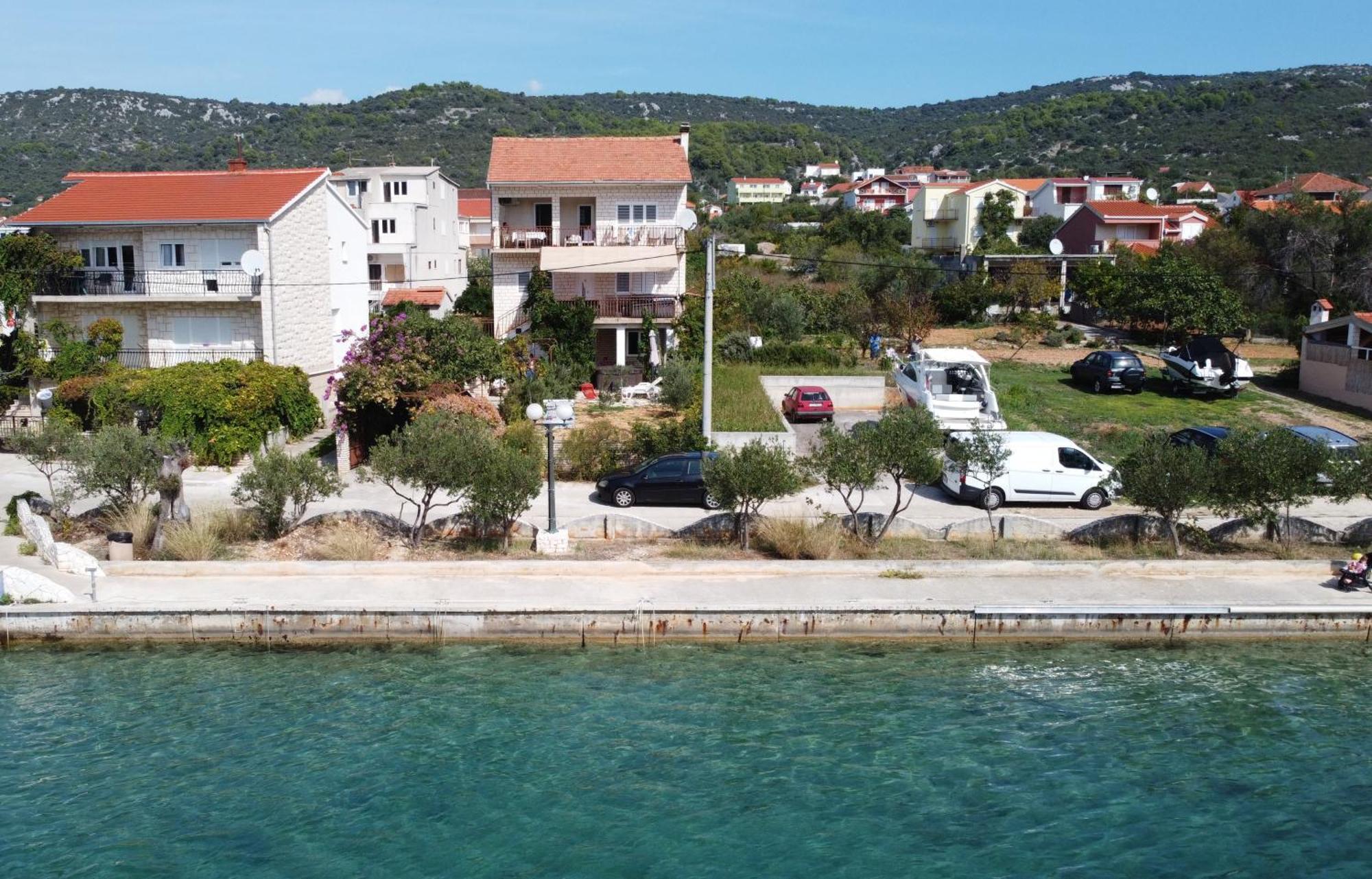 Apartments Mate Vinišće المظهر الخارجي الصورة