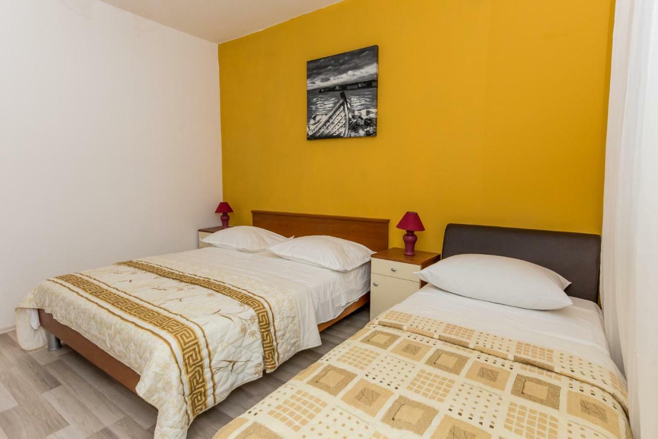 Apartments Mate Vinišće المظهر الخارجي الصورة